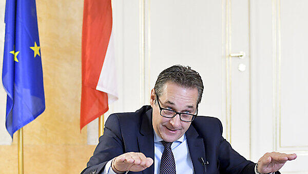 Strache will Ausnahmen bei Bildung und Sicherheit machen