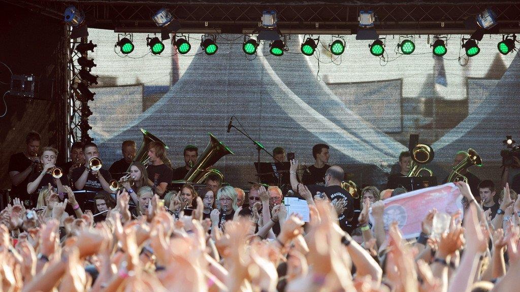 Wacken: Heavy Metal im Schlamm