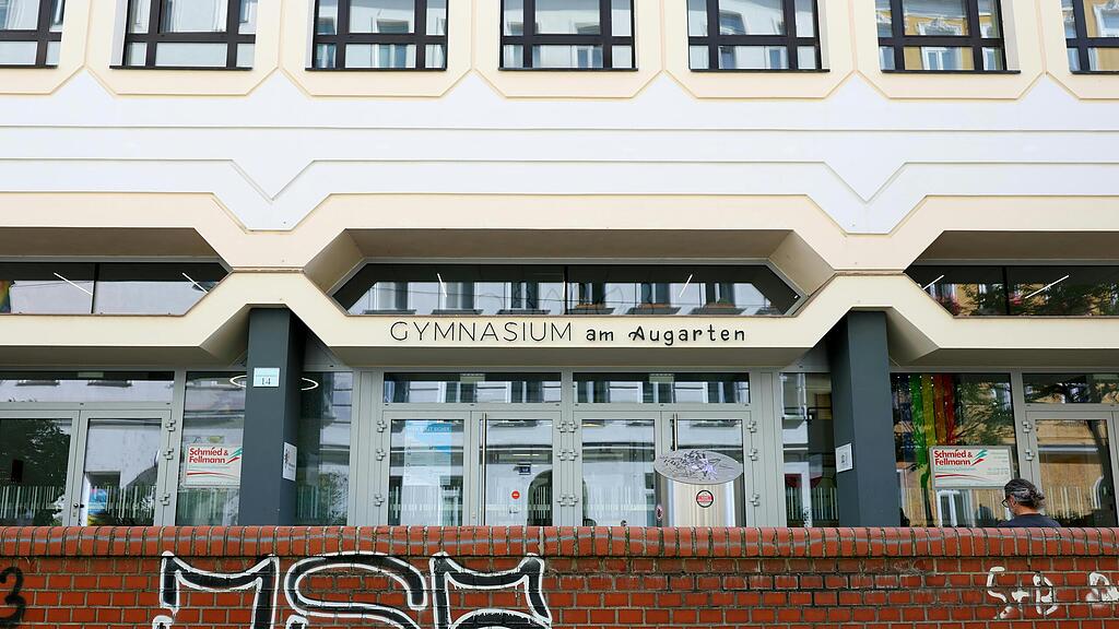 16-Jährige in Wiener Schule durch Stiche verletzt