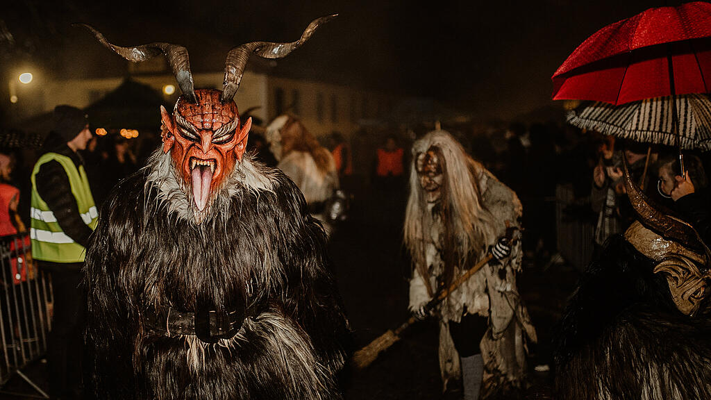 Hallwanger Perchtenlauf