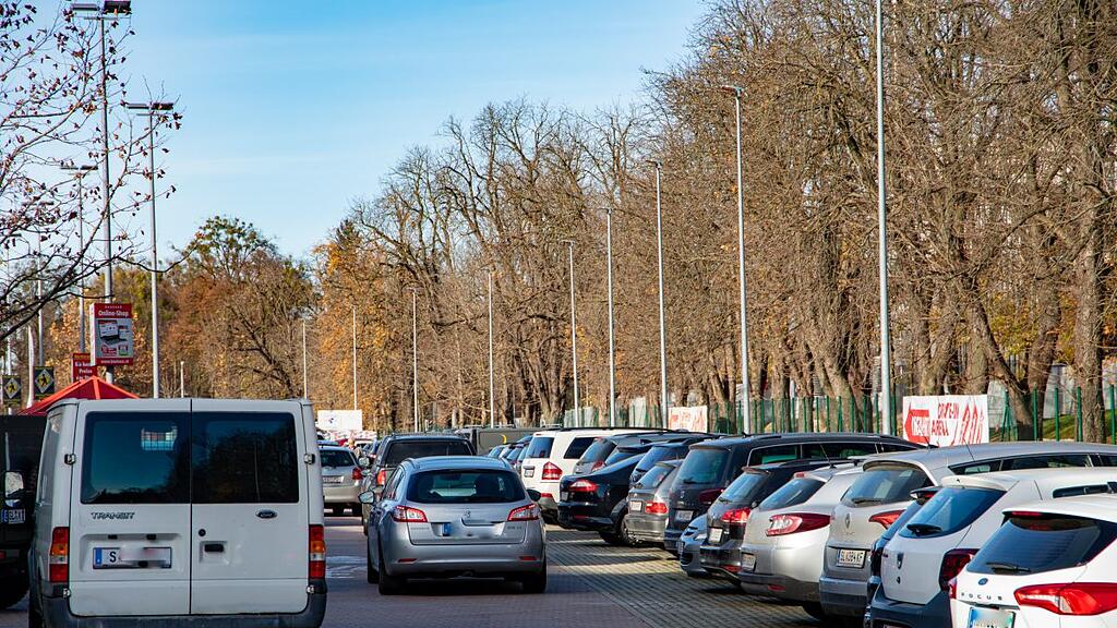 Shopping vor Lockdown, Baumarkt, Bauhaus,