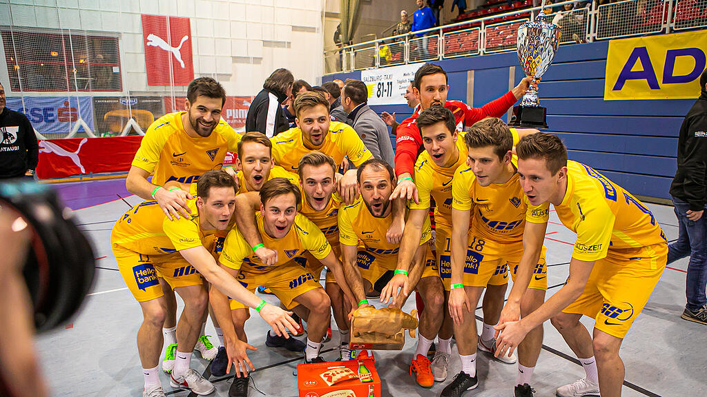 Salzburger Stier, Hallenfu\u00dfball