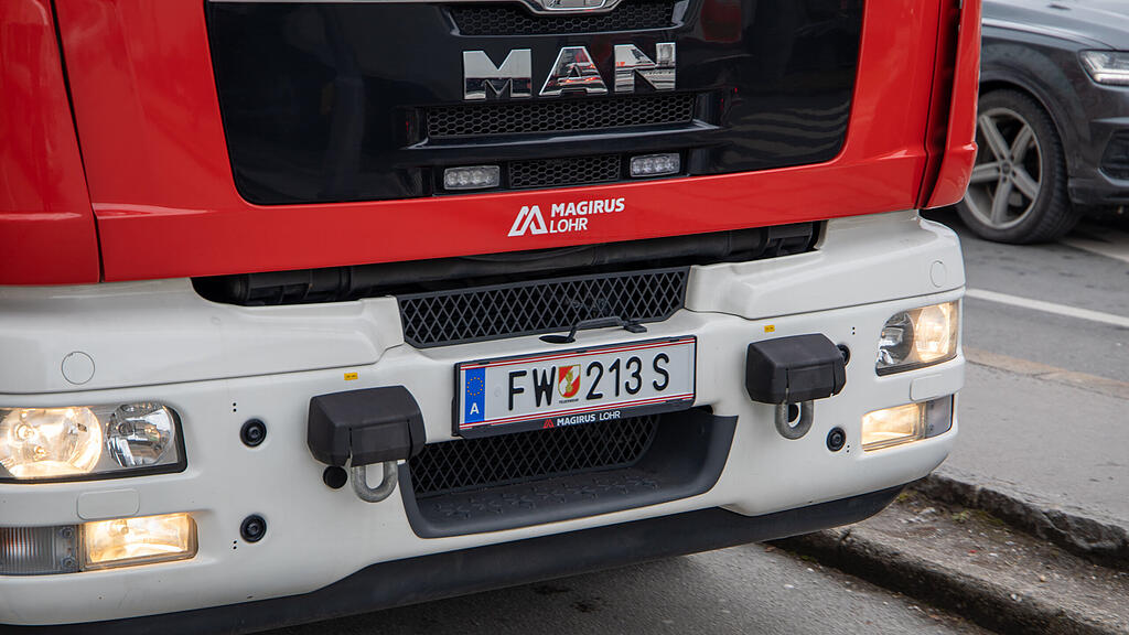 FW-Kennzeichen für Feuerwehr-Autos