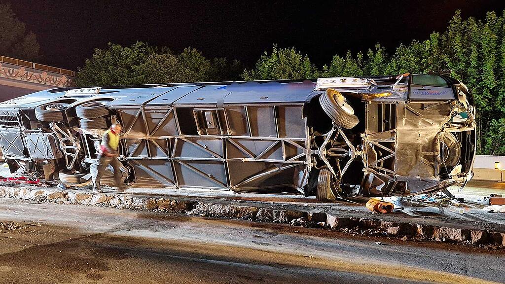Busunfall auf A1 bei Thalgau