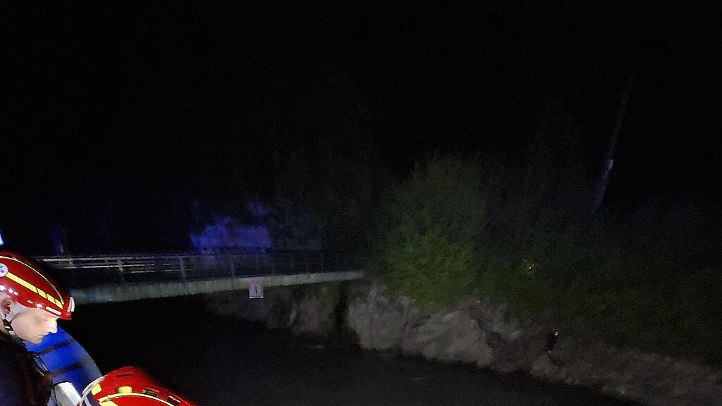 Fast 200 Einsatzkräfte waren bei der Suchaktion an der Salzach im Pongau beteiligt.