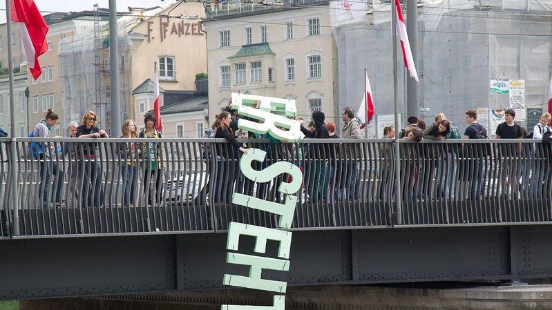 Gedenkaktion der HTL-Salzburg