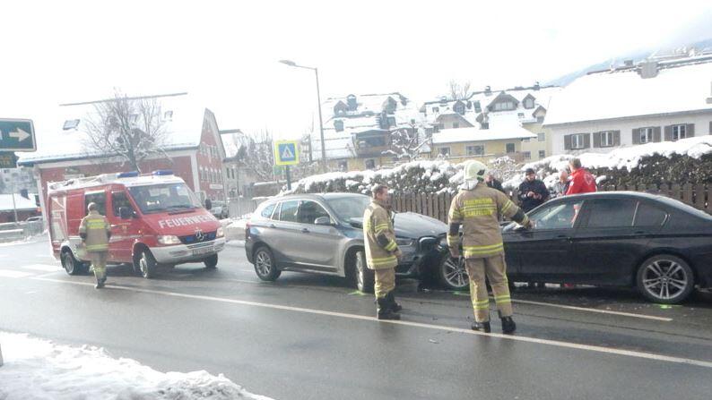 2018-12-16 13_25_04-Freiwillige Feuerwehr Saalfelden - Verkehsunfall B164.jpg