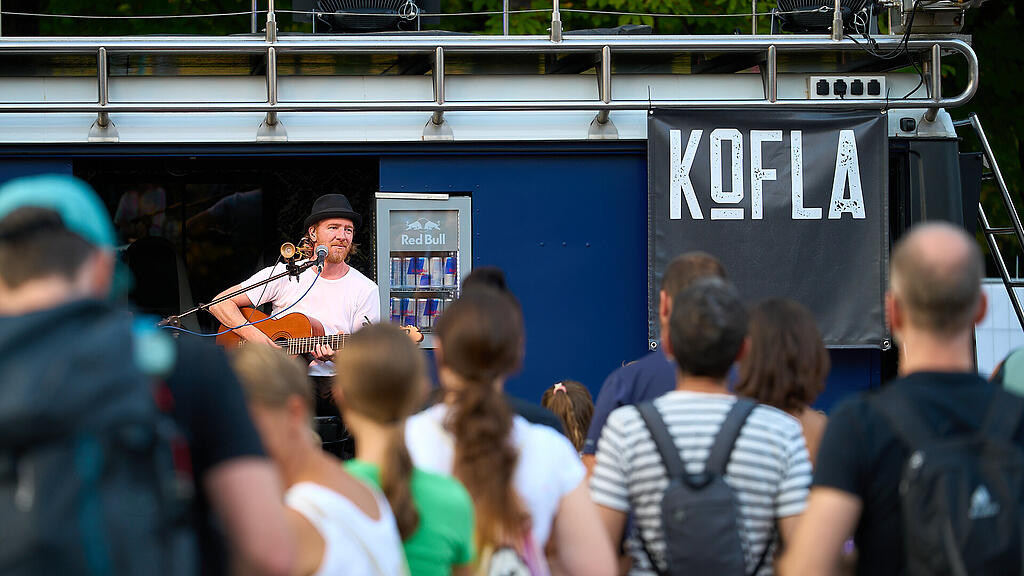 Live in Salzburg, Volksgarten