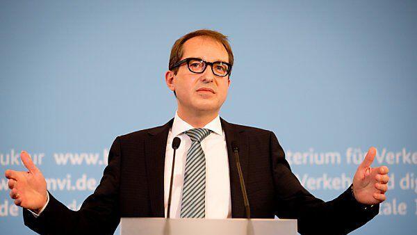 Verkehrsminister Dobrindt verteidigt seine Pläne