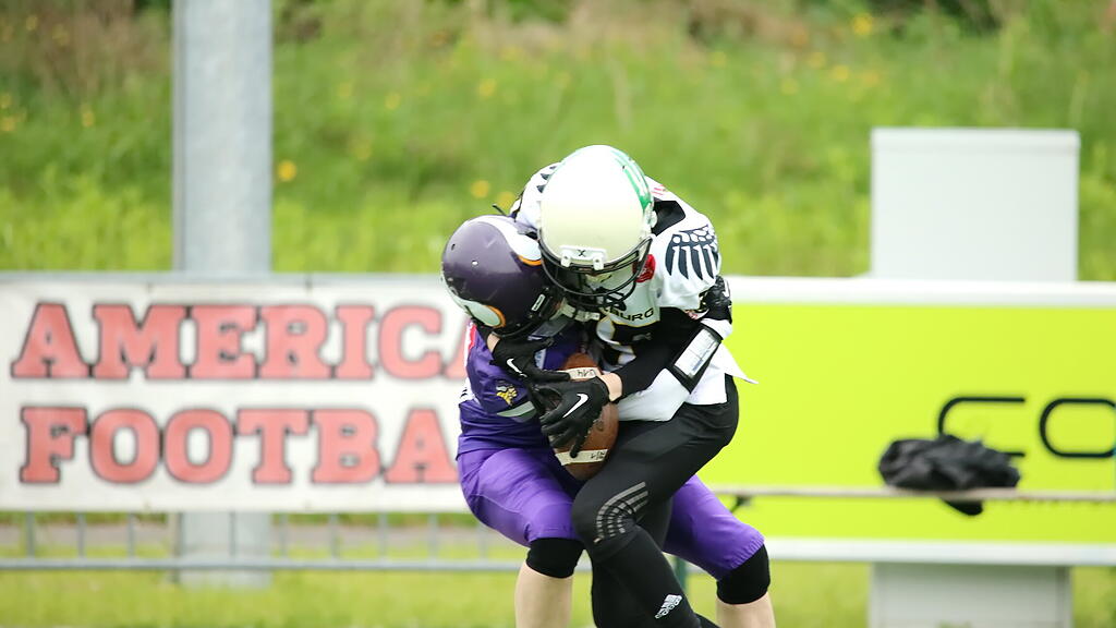 Football: Ducks Ladies gegen Vikings