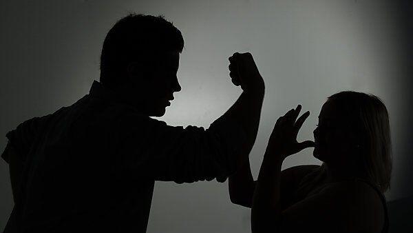 Immer wieder kommt es zu häuslicher Gewalt in Familien