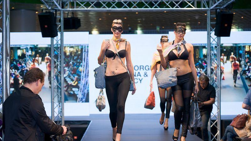 Fashion-Days im Europark, III