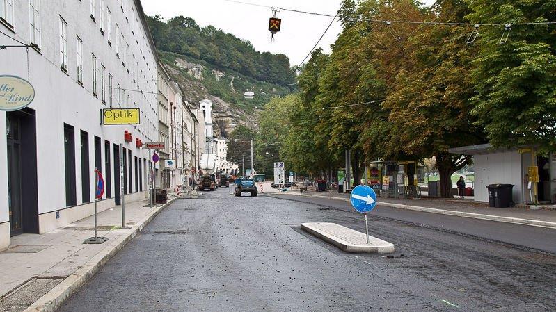 Franz Josef Kai wird asphaltiert