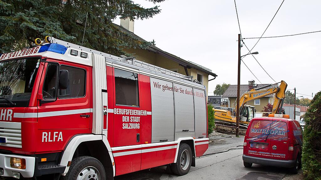 Die Feuerwehr stopfte das Gasleck mit einem Pfropfen.