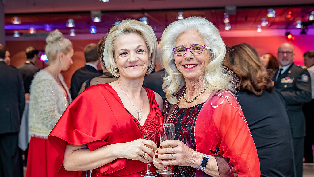 Rot Kreuz Ball 2020
