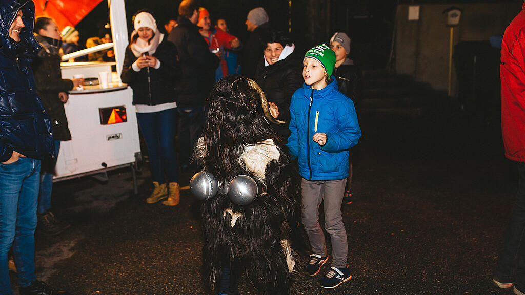 20181125-Krampuskränzchen-37.jpg
