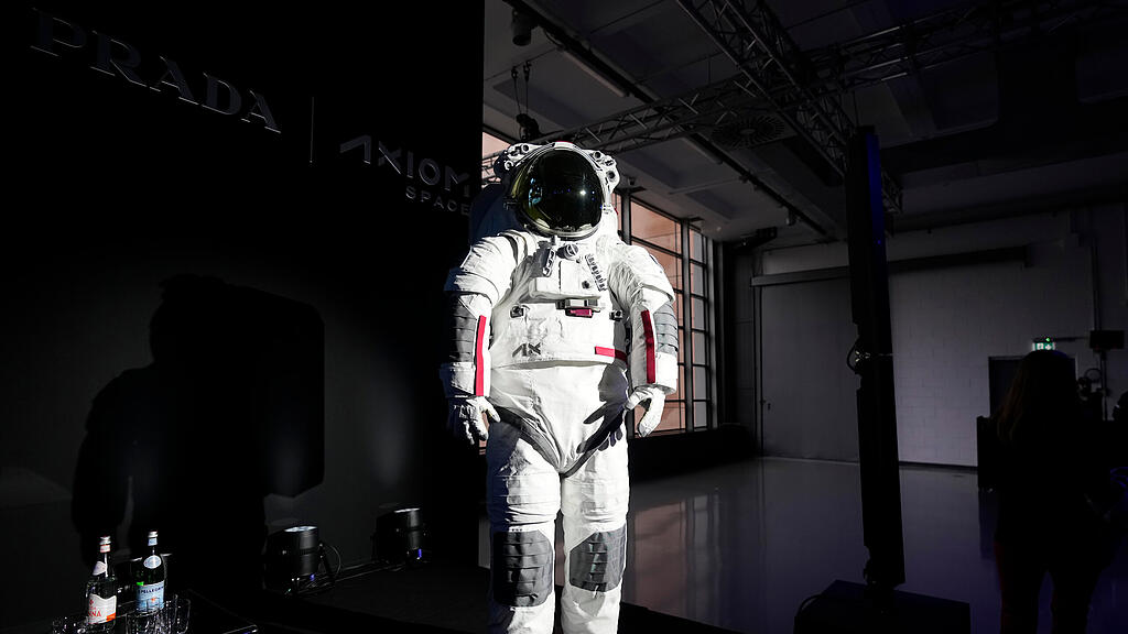 Prada entwickelt Raumanzüge für den Mond