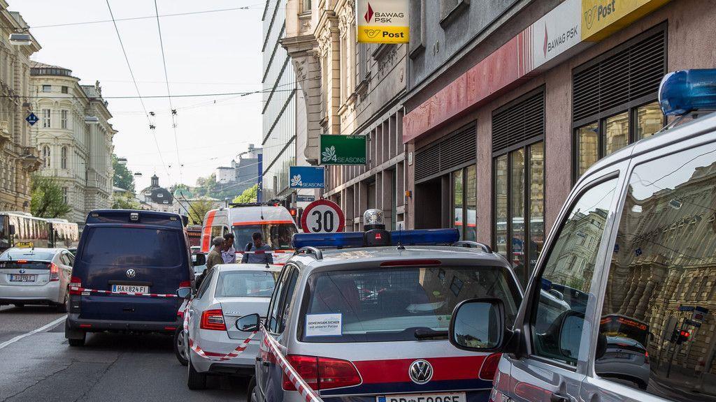 Banküberfall in Salzburg. Bilder vom Tatort
