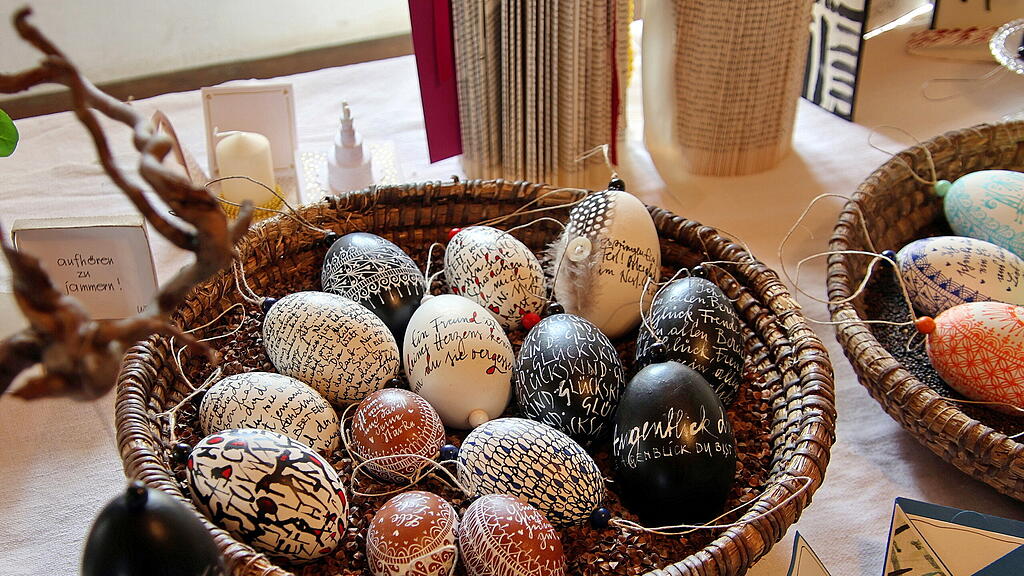 Gro\u00dfer Osternmarkt im Salzburger Freilichtmuseum