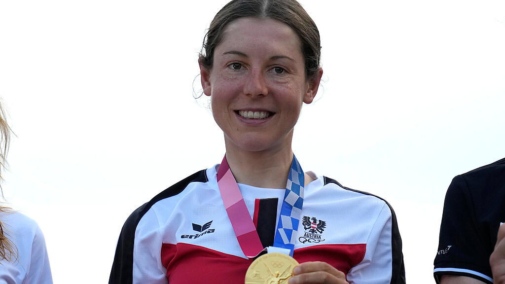 Anna Kiesenhofer: Olympia-Gold Rad-Stra\u00dfenrennen