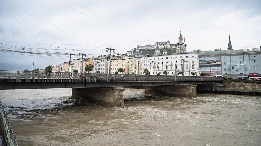 Hochwasser in der Stadt Salzburg