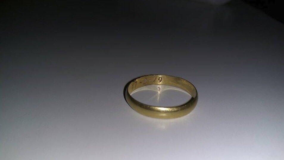 Jessica Nisos fand den Ring tief im Sediment des Mittelmeers.