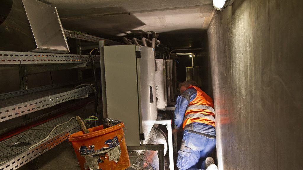 Feinschliff an der Baustelle im Lieferinger Tunnel