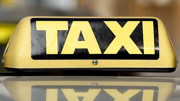 "Eigenes" Taxi gestohlen, dann Taxler geprellt