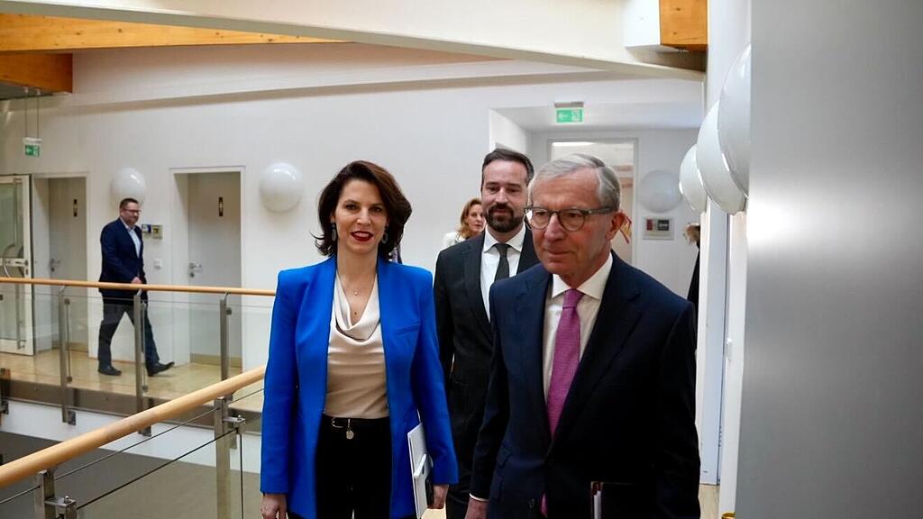Haslauer tritt ab - Edtstadler kommt
