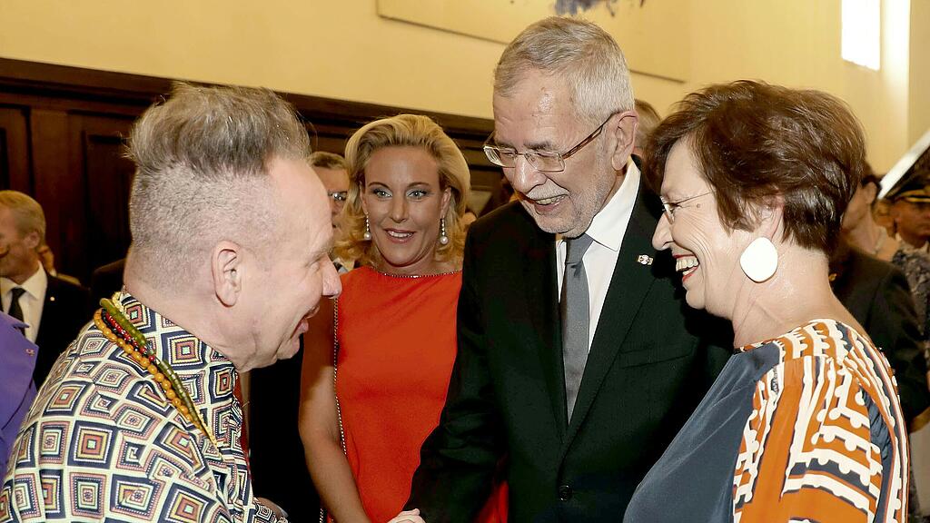 Festspiele, Eröffnung