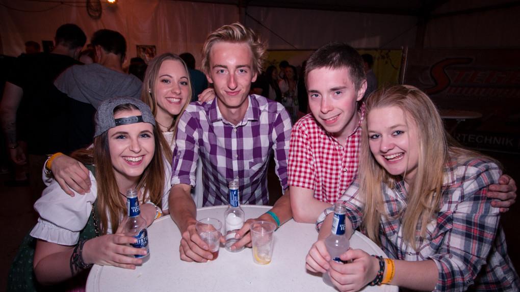 10. Sagler Bierzelt II