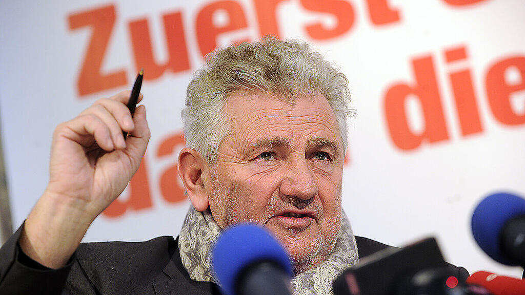 FPÖ-Grande Mölzer fragt sich, ob er in der falschen Partei ist