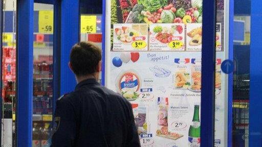 Unbekannter überfällt Lidl