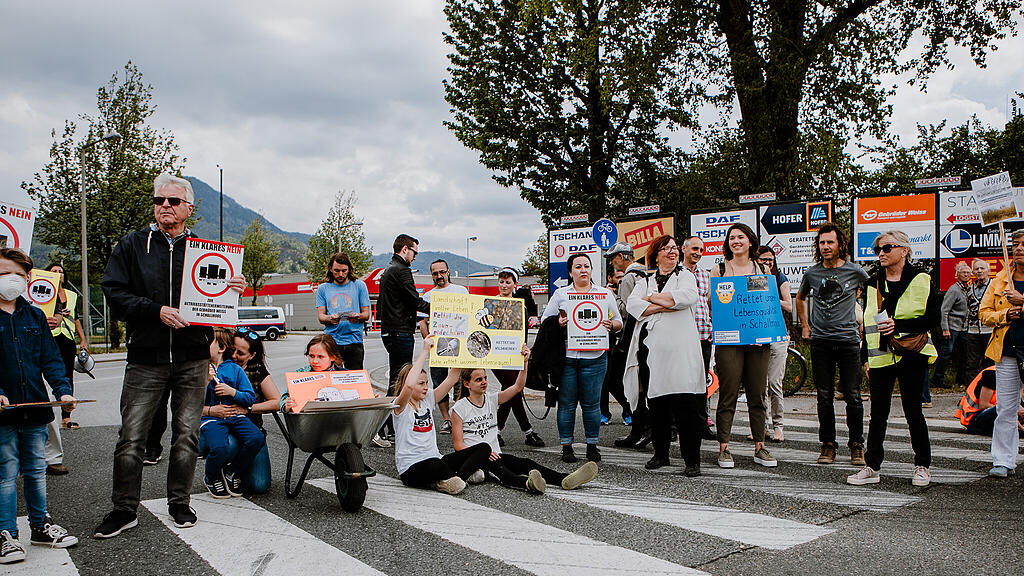 Demo - B\u00fcrgerinitiative f\u00fcr ein lebenswertes Schallmoos
