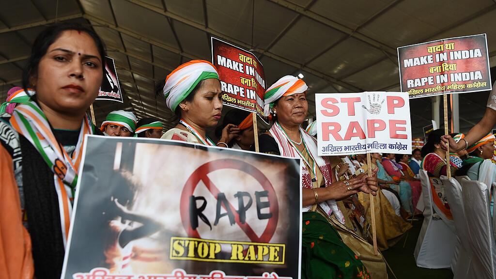 Proteste in Indien nach zahlreichen grausigen Vergewaltigungen an Minderjährigen.