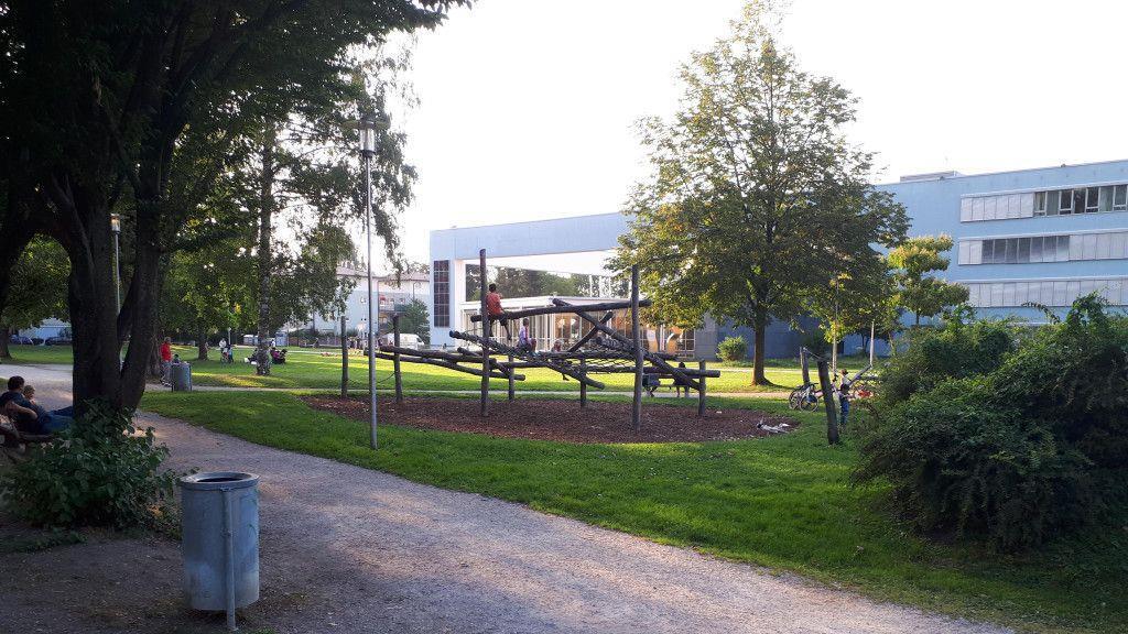 Rundgang im Dr. Hans-Lechner-Park