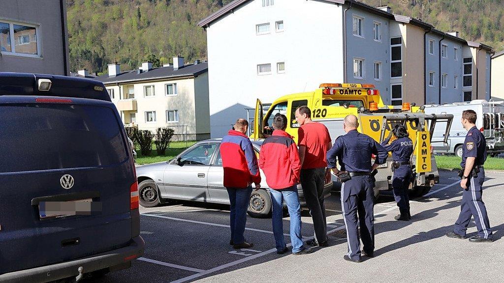 Großfahndung nach Überfall in Hallein II