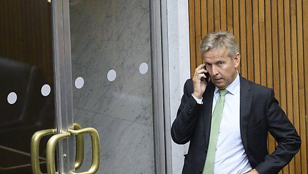 Lopatka einmal mehr der "scharfe Hund" der ÖVP