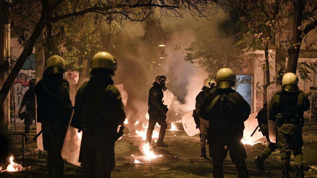 Chaosnacht in Athen