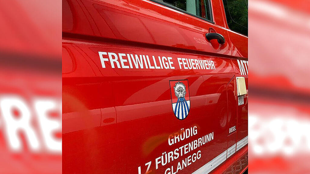 Beschmiertes Feuerwehrauto Fürstenbrunn