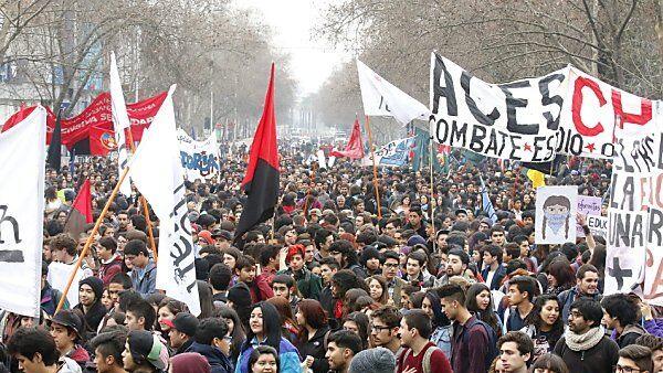 Zehntausende bei Studentenprotest in Chile