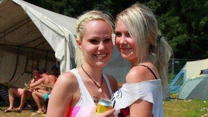 Electric Love: Campingplatz-Impressionen