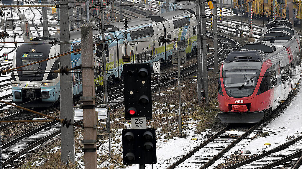 ÖBB offenbar an Westbahn-Zügen interessiert