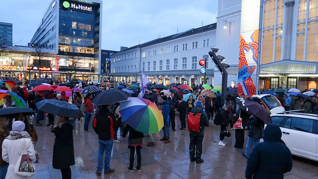 "Demo gegen Rechts" in Salzburg