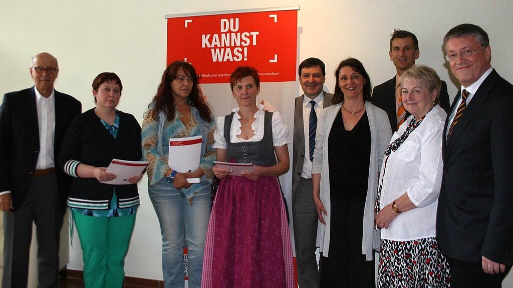 Absolventen und Projektpartner „Du kannst was!“