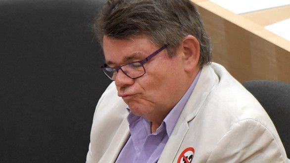 Zwölf-Stunden-Tag: Hitzige Debatte im Nationalrat