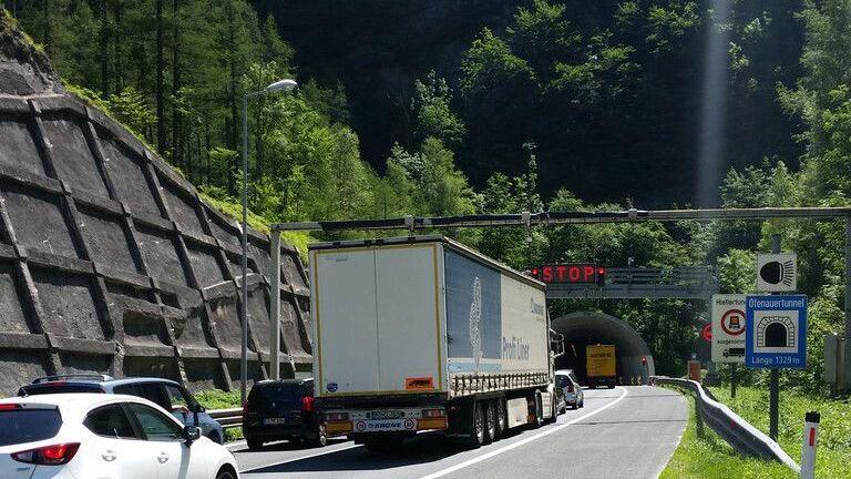 Stau auf der A10 I