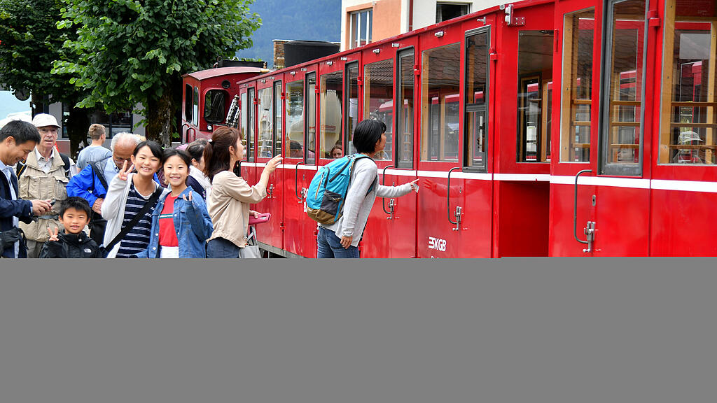 Öffis, Touristen, Bus, Öffi-Tickets, SB