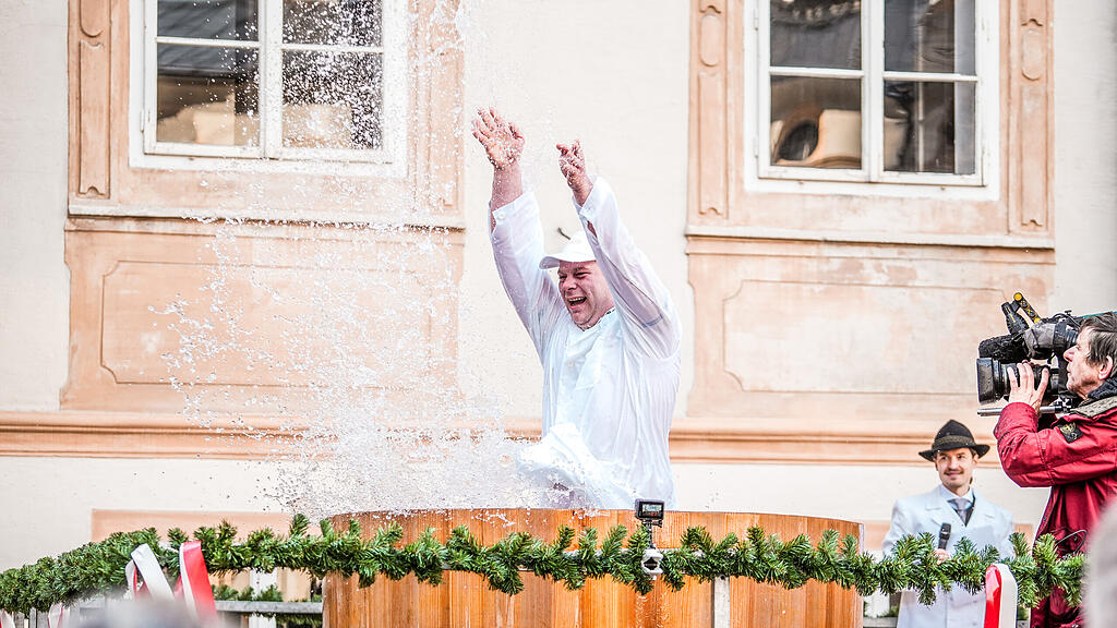 Der traditionelle Metzgersprung in Salzburg
