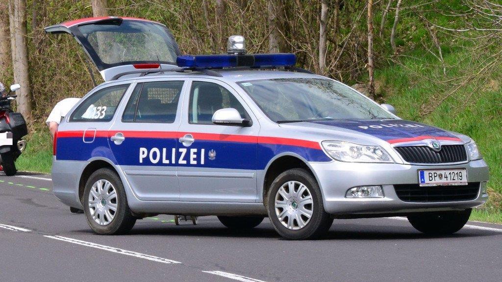 Biker stürzt am Pötschenpass